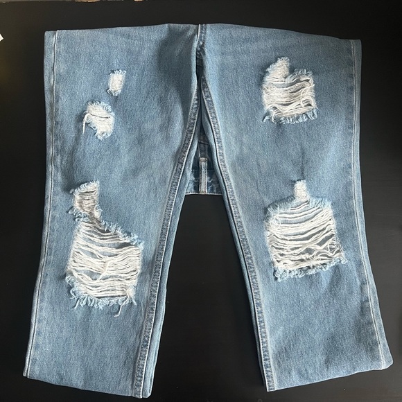 STREETWEAR SOCIETY | Vintage High Rise Mom Jeans - Picture 5 of 8